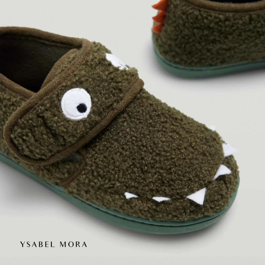 Zapatillas de casa dino infantiles cierre adherente - Ysabel Mora